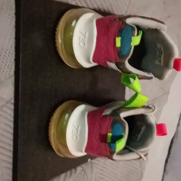 Nike Air Max 720 X (Oddel Beckham Jr signature shoe - Picture 3 of 6